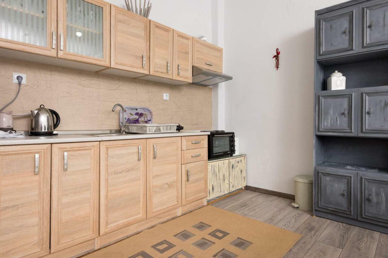 Anastasia'S Apartment 리메나스 외부 사진