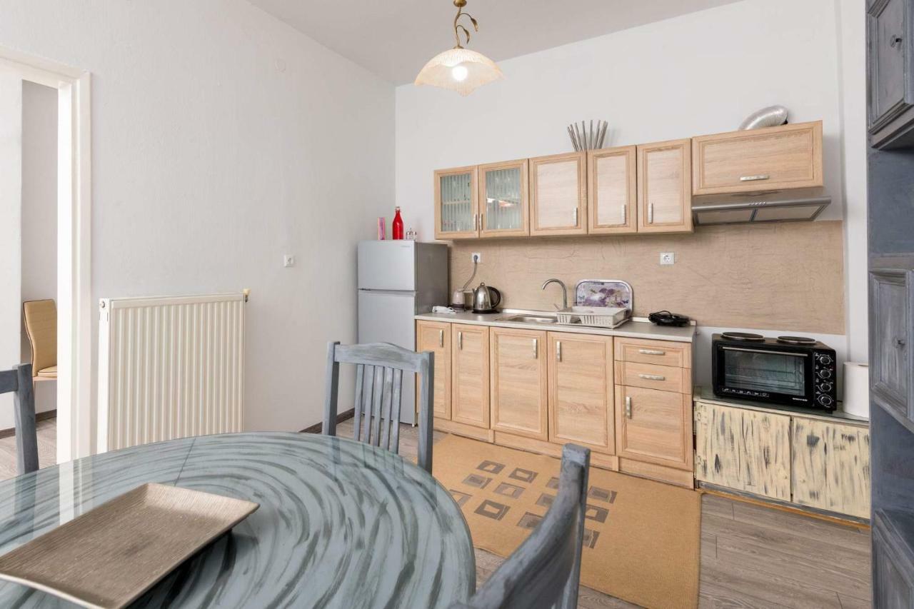 Anastasia'S Apartment 리메나스 외부 사진